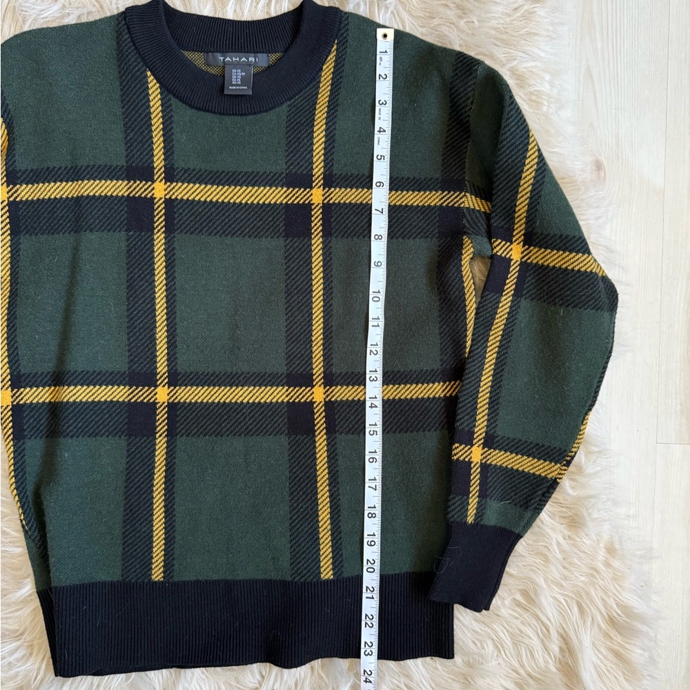 Tahari Women's Dark Green and Yellow Plaid Crewneck Sweater - Picture 7 of 8